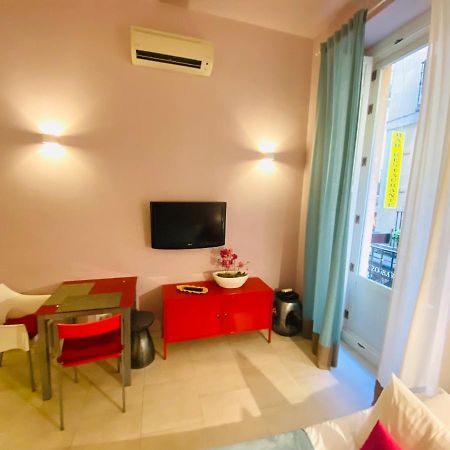 Apartamentos Puzzle Madrid Sol Exterior photo