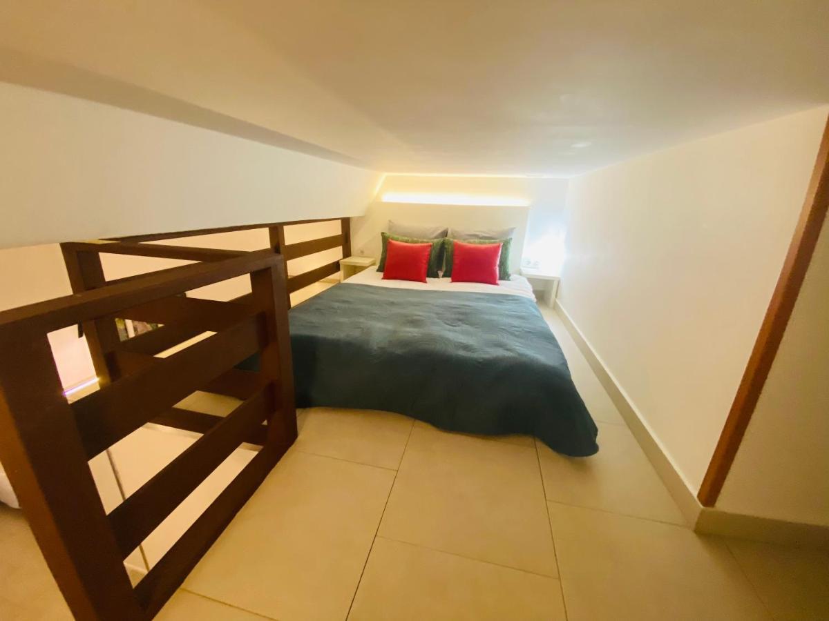 Apartamentos Puzzle Madrid Sol Exterior photo
