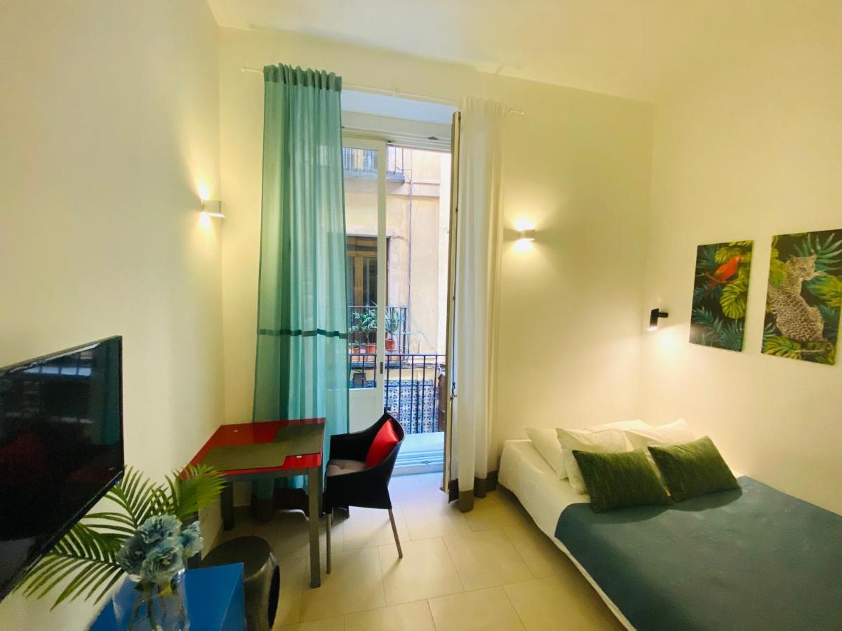 Apartamentos Puzzle Madrid Sol Exterior photo