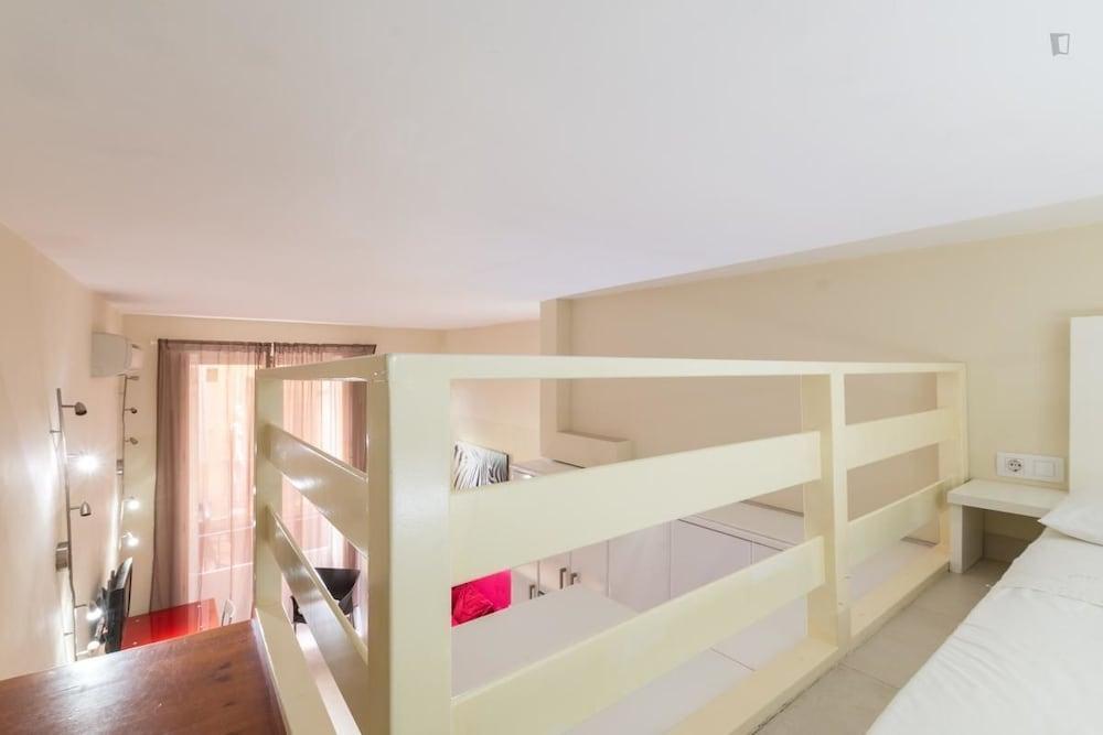 Apartamentos Puzzle Madrid Sol Exterior photo